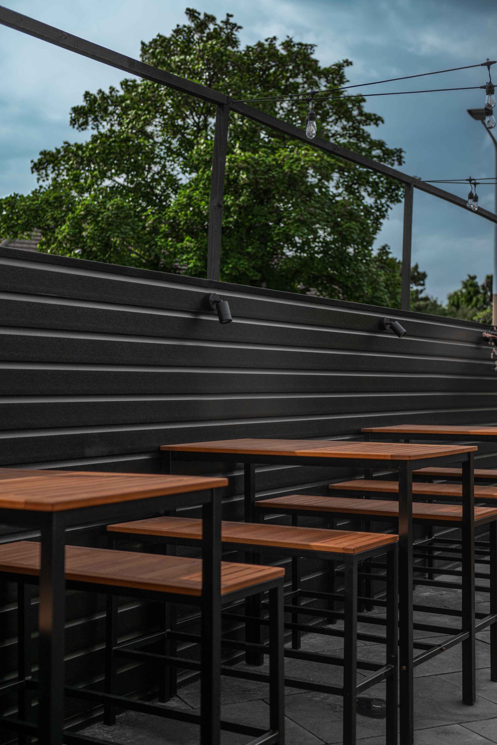Refurbishment of The Queens Arms Garden